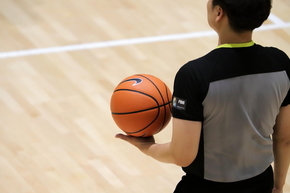 中国男篮v