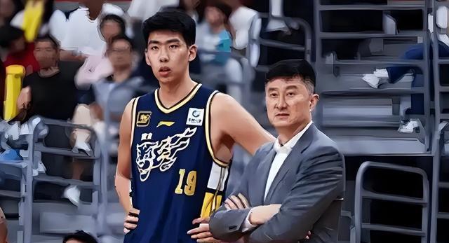 澳洲联赛也, 资金进账, 广东宏远母