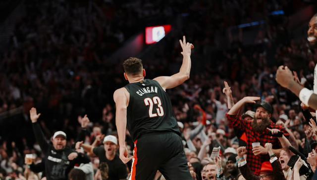 src, 主教练同样